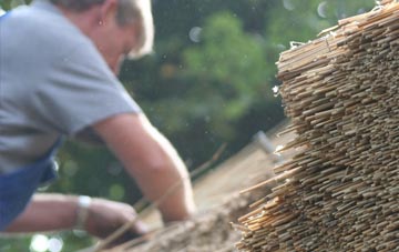 professional Downholland Cross thatchers